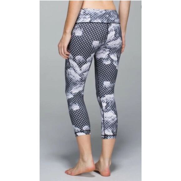 Lululemon Wunder Under II Crop Leggings Dottie Dream Rose Neutral Blush Size 8 - Picture 3 of 7